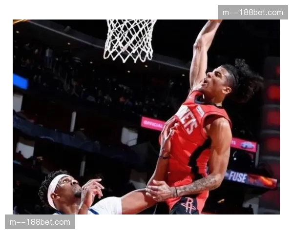 太阳杰伦格林主导进攻：持球突破制造犯规策略应对布克缺阵