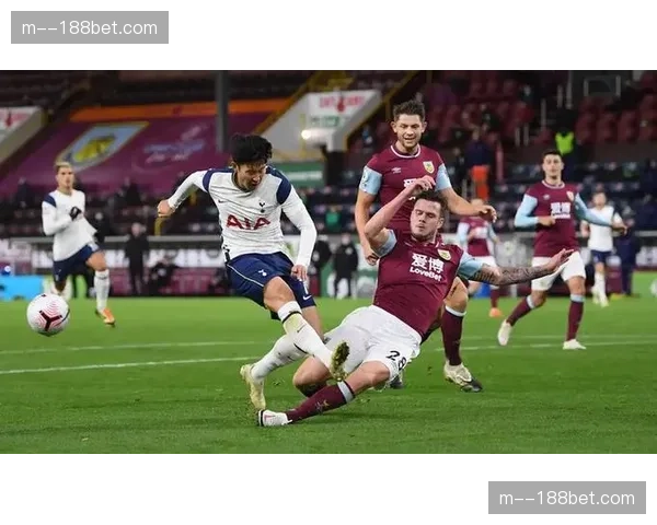 布莱顿客场完胜伯恩利,魏费尔梅开二度展现全面进攻能力 布莱顿客场完胜伯恩利,魏费尔梅开二度展现全面进攻能力